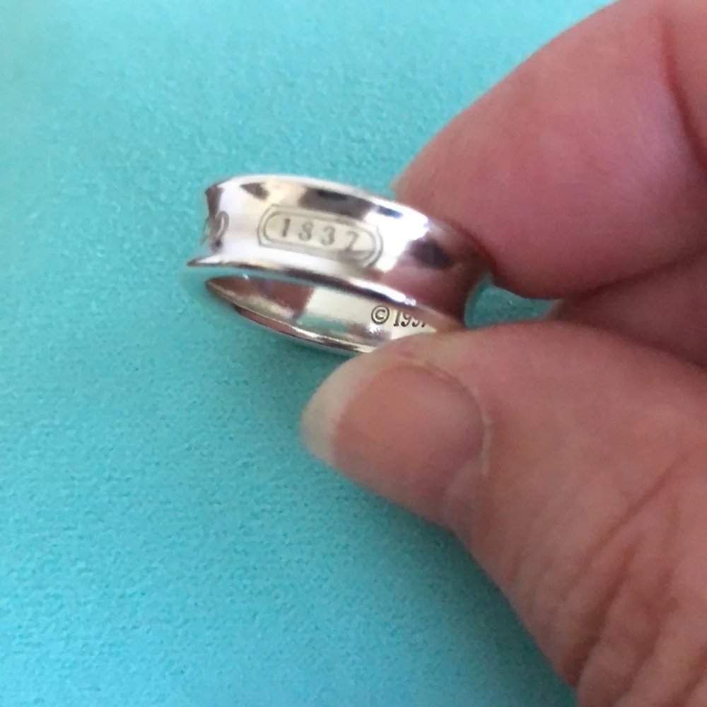 🩵Size 7 1/2 Tiffany & Co.  1837 Concave Wide Band Ring
